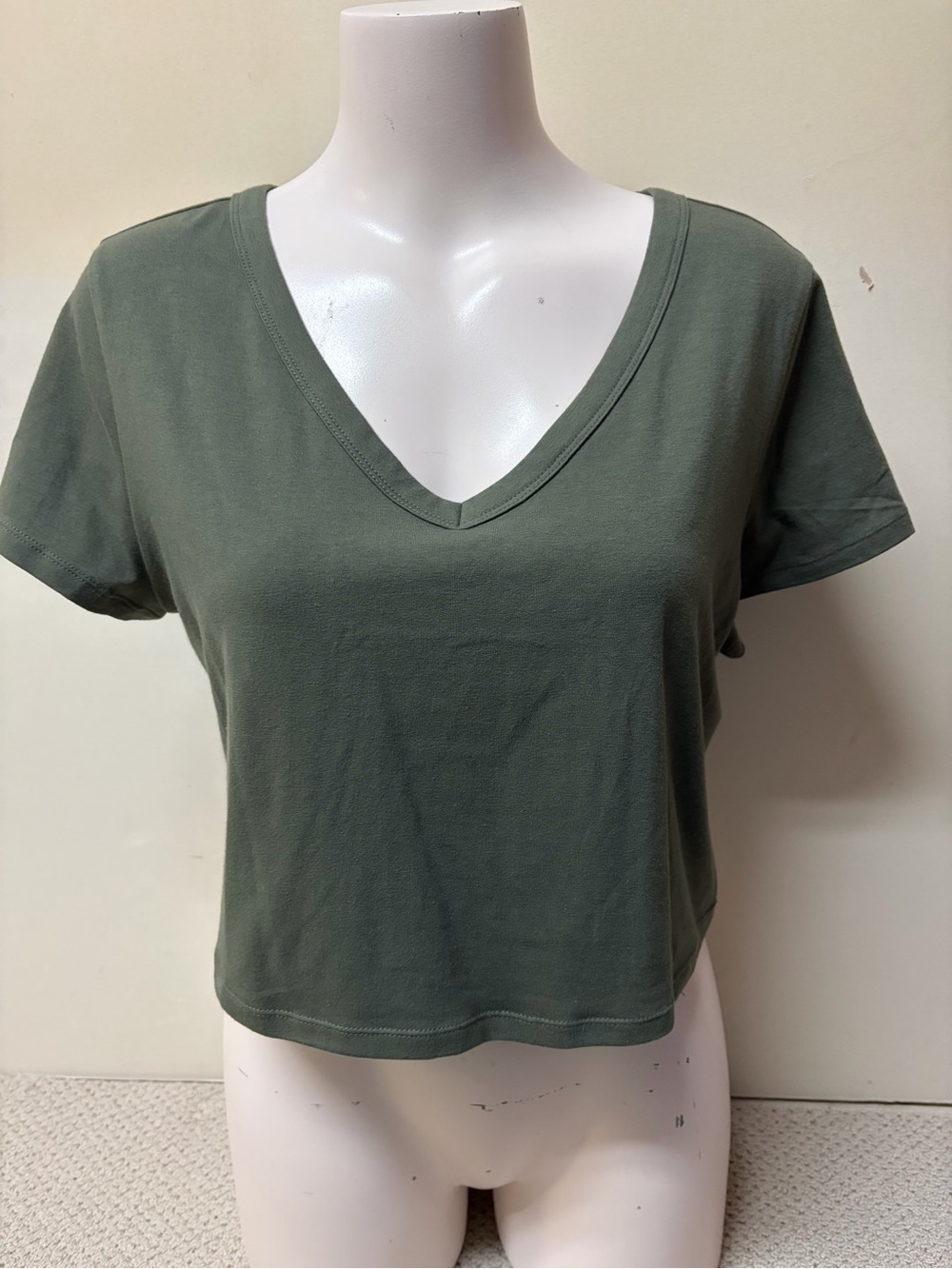 2/$20❤️- SHIRT | Women’s Wild fable crop top size XXL